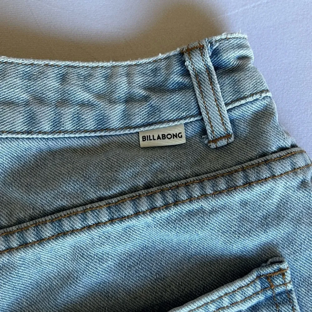 BILLABONG Distressed Denim Shorts Size 29 - Image 11