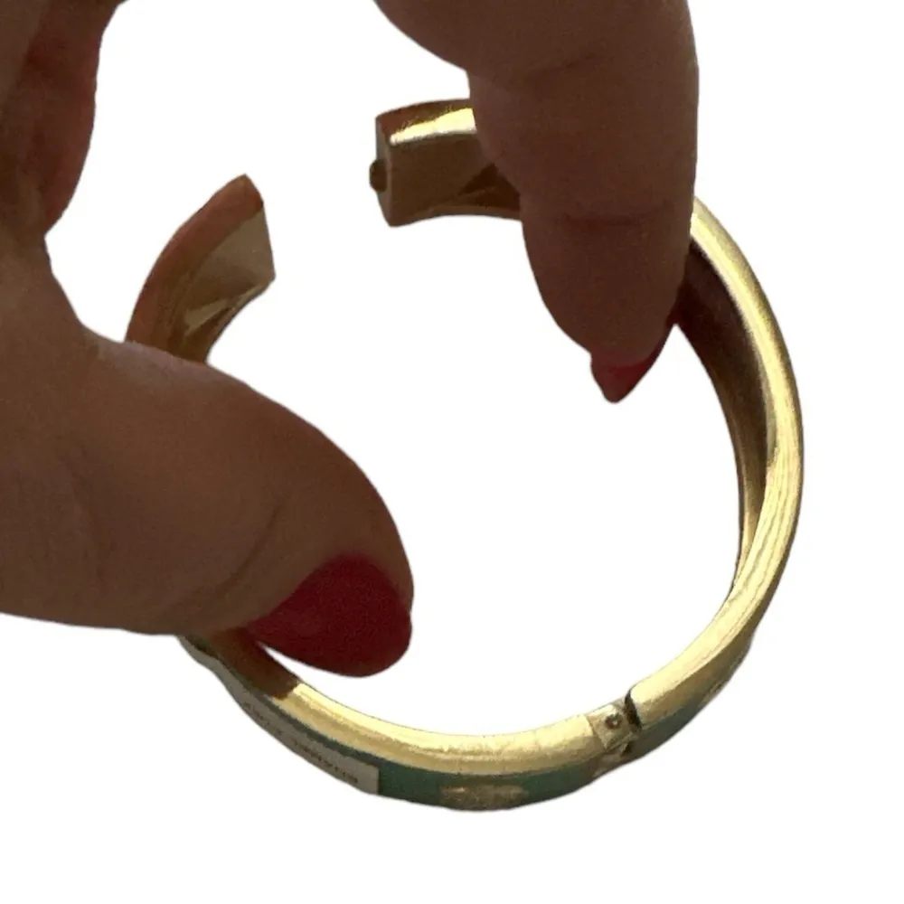 ELIZABETH JULES TIFFANY TEAL BLUE MINT GREEN CLAM CUFF ENAMEL GOLDTONE BRACELET - Image 8