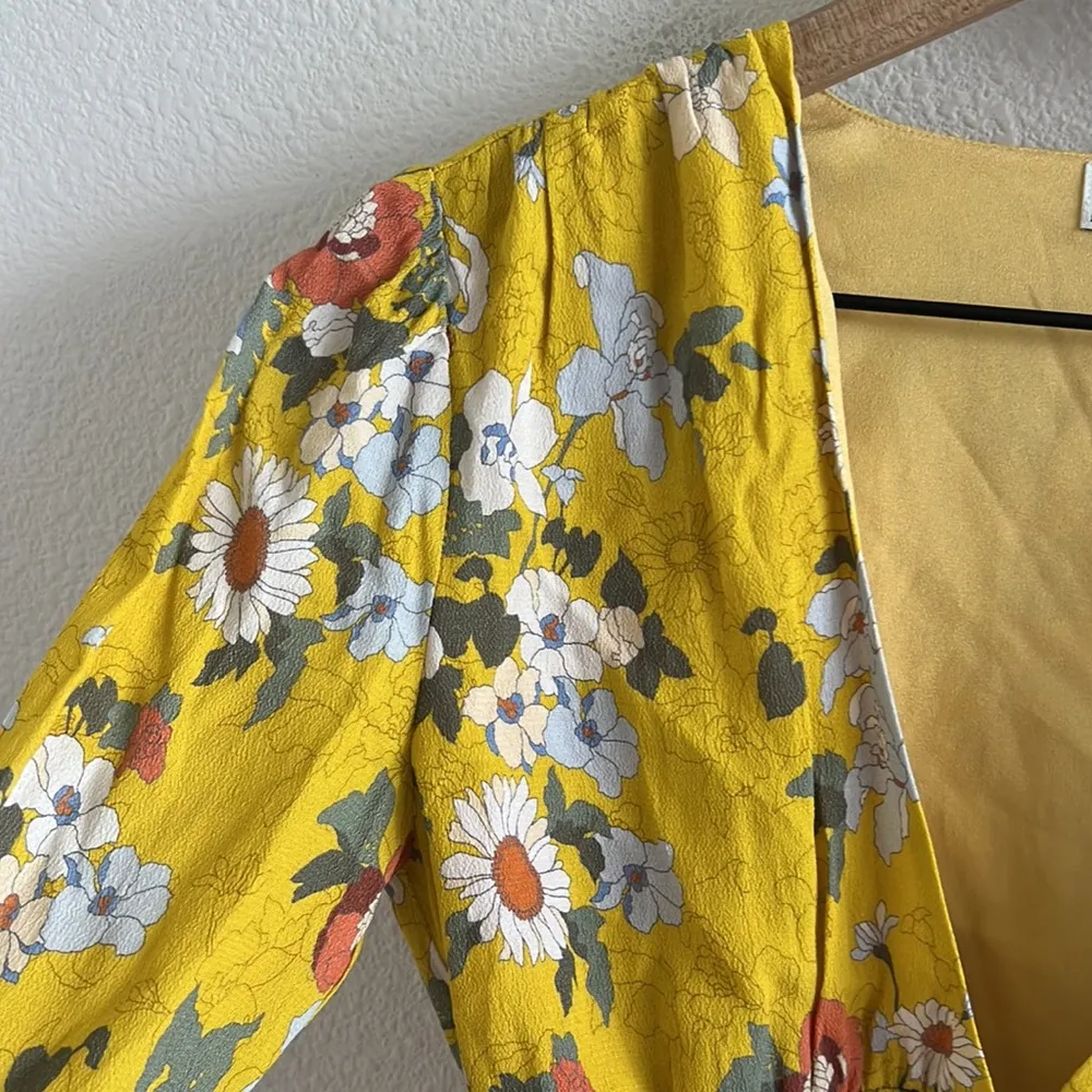 Aritzia Sunday Best Blouse Yellow Golden Floral Boho XS - Image 5