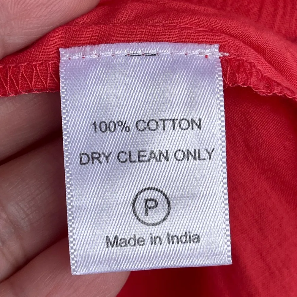 Mille resort and travel coral smocked waist button front midi skirt size medium Red - Image 11