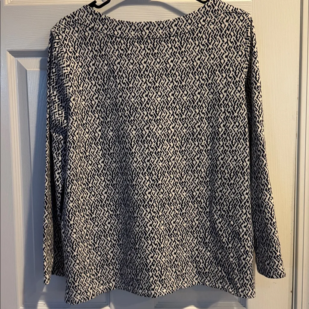 Rafaella Long Sleeve Women's Boat Neck White Navy Cross Tiles Print Top Size L - Image 3