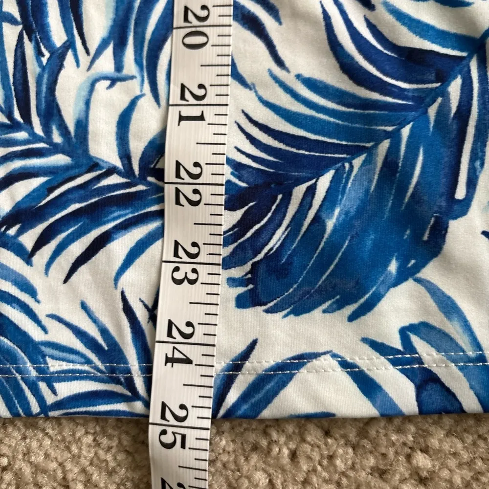 Tommy Bahama Women's Golf Tennis summer UPF 50 Blue Floral Sleeveless Top large - Image 14