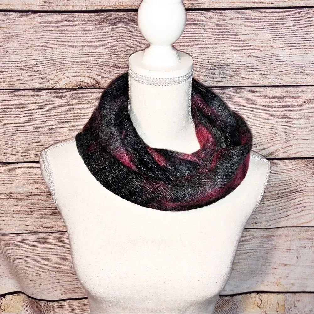 Steve Madden red/pink/black/gray Sweater Infinity Scarf - Image 3