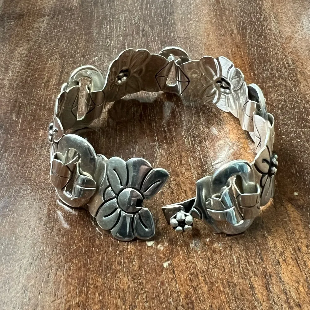 Floral MWS .925 Mexico silver bracelet - Image 2