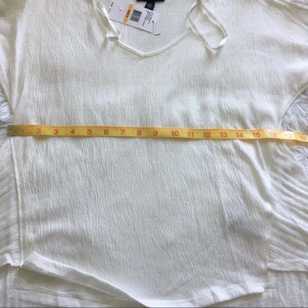 Jessica Simpson off white high low blouse Small - Image 4