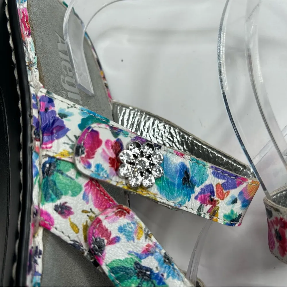  White Floral Wedge Shoes with Clear Strap - Image 7