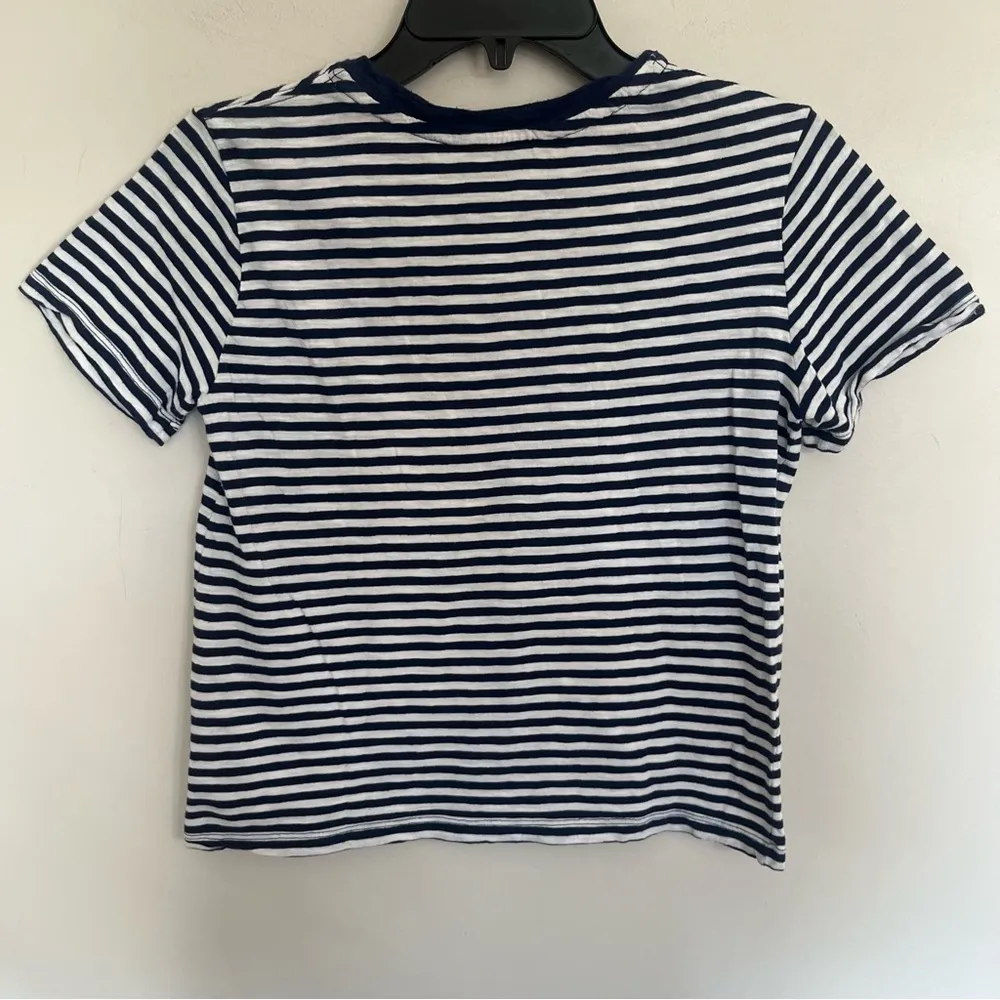 Women’s Eddie Bauer Striped‎ Cropped T-shirt Size Large Blue & White - Image 9