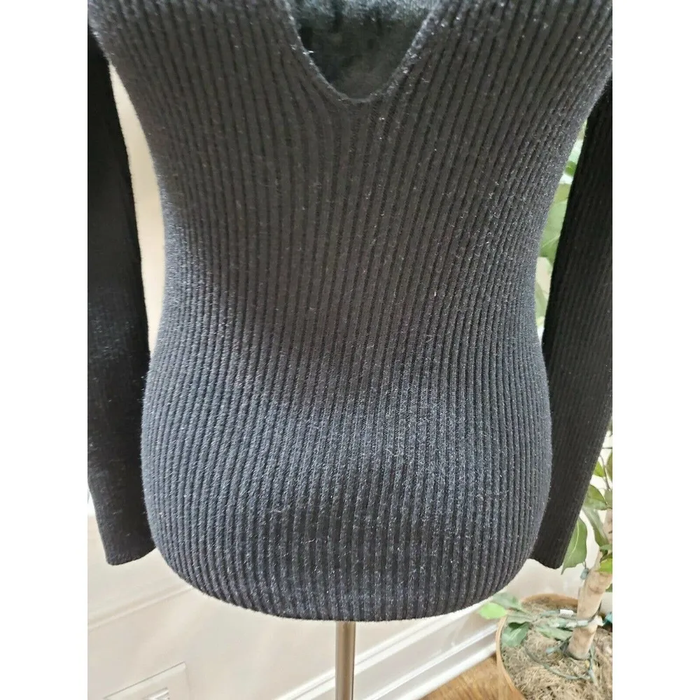 Forever 21 Women's Black Rayon & Polyester V-Neck Long Sleeve Sweater Top Size M - Image 4