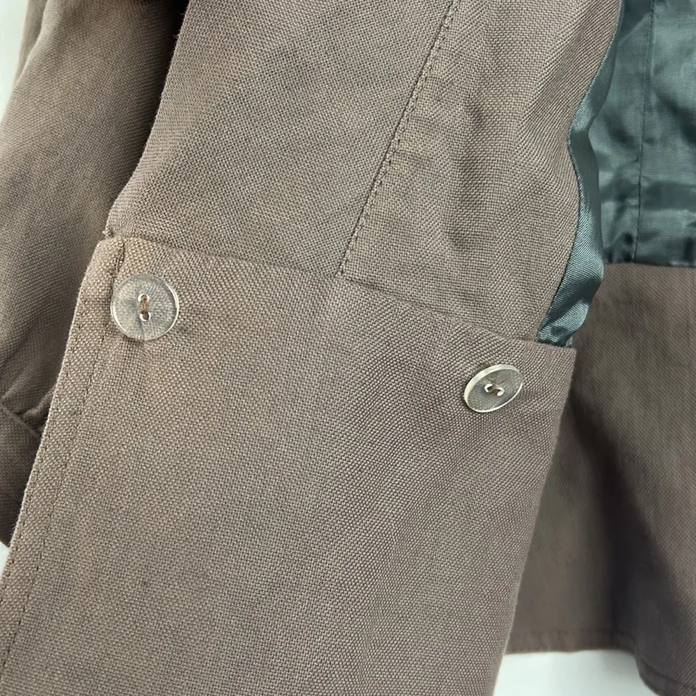 | Light Brown Linen Blend Blazer with 3/4 Sleeve sz 8 - Image 7