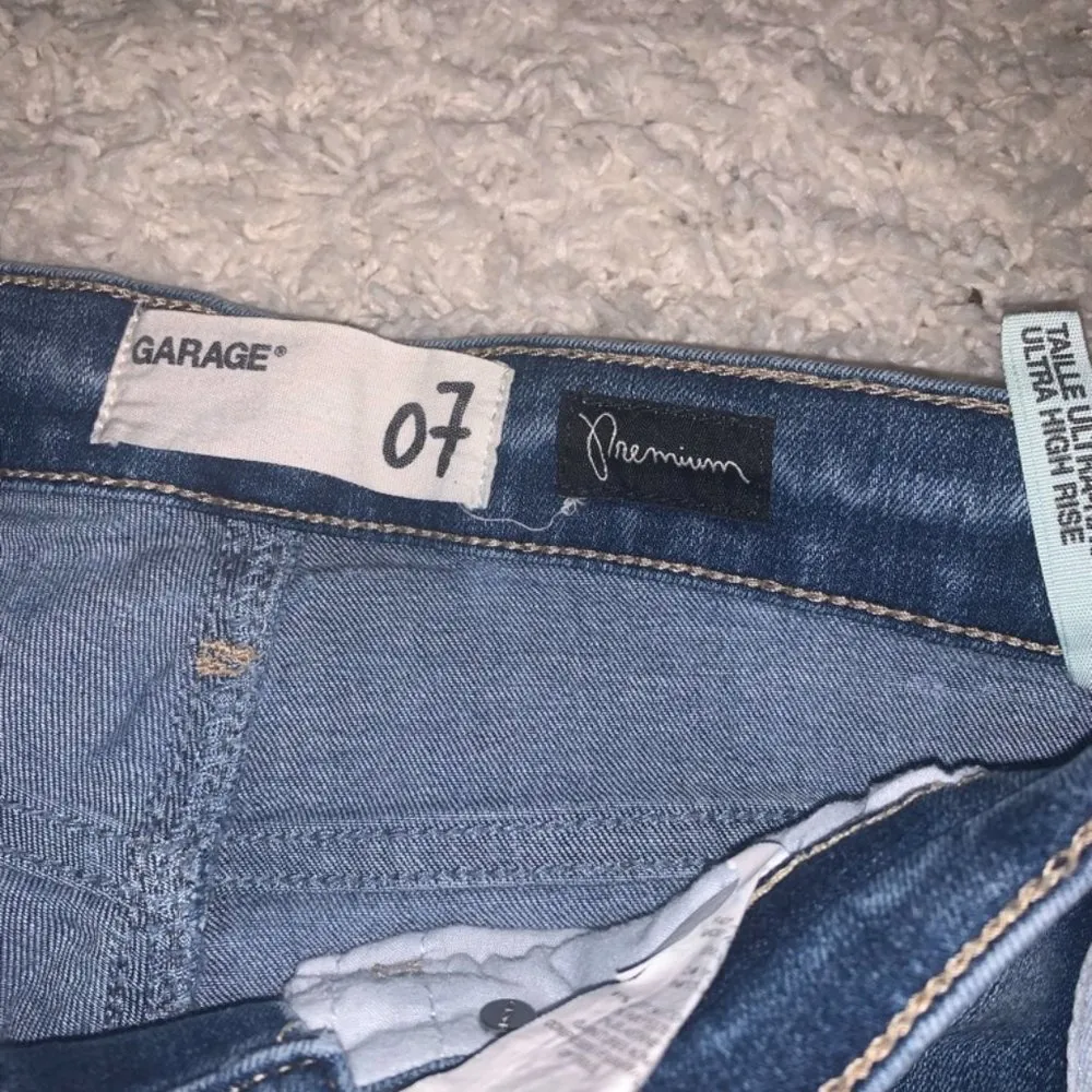 garage tallie ultra high rise super skinny jeans size 7 - Image 4