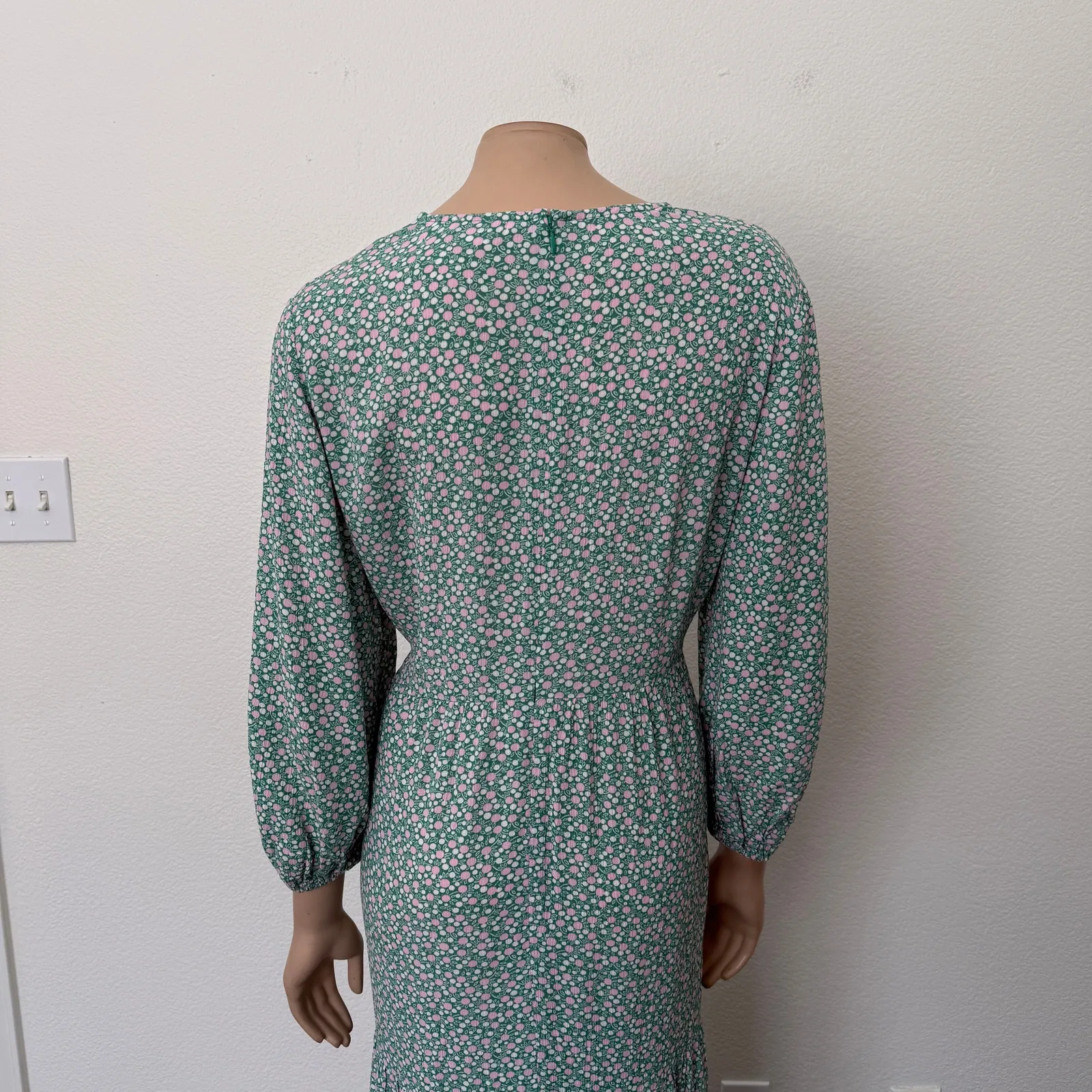 [Boden] Green Ditsy Garden Floral Print V - Image 6