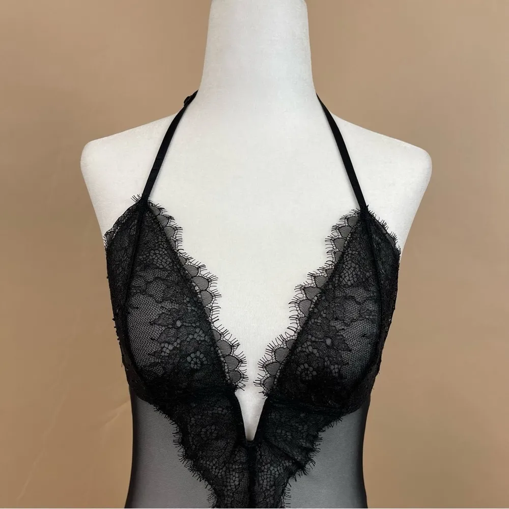 Victoria's Secret Medium Sheer Lace Teddy Thong Bodysuit Deep V Front - Image 5