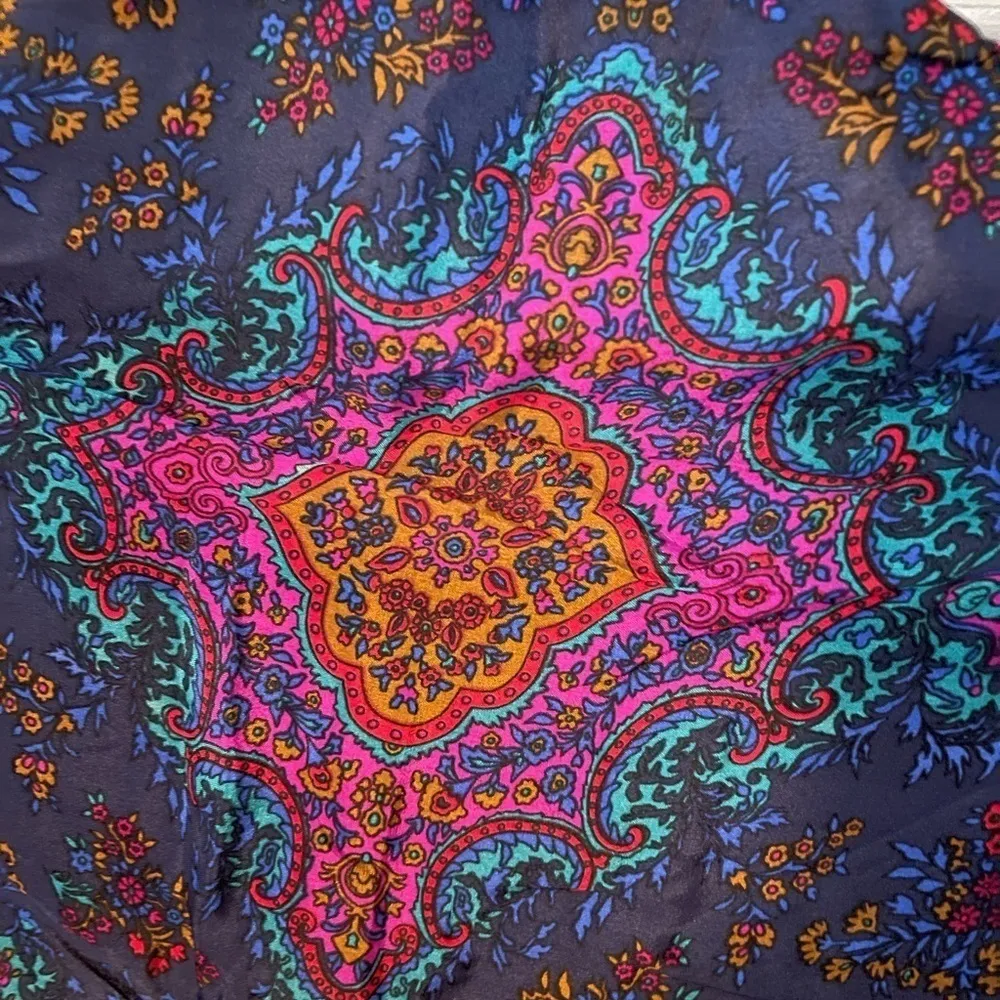 Vintage Floral Paisley Long Scarf - Image 4