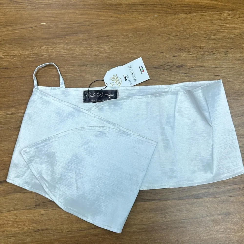 White Women's Sleeveless Crop Tube Top One Strapless Bow Twist Tie Front Sz One - Image 2