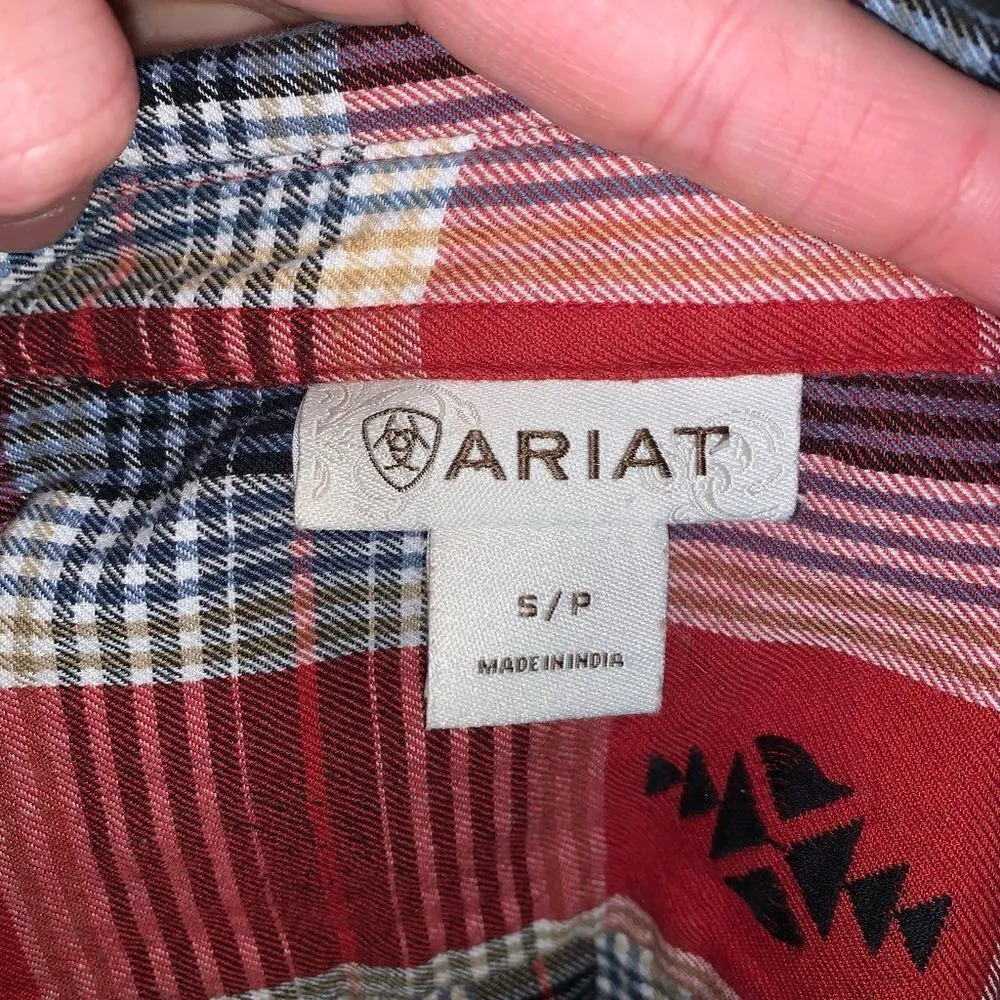 Ariat western red plaid S western button down shirt - Image 3