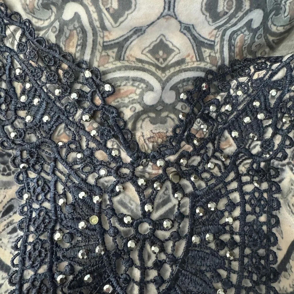 Live and Let Live Shirt Womens Large Pink Sublimation Colorful Art Boho Bohemian - Image 7