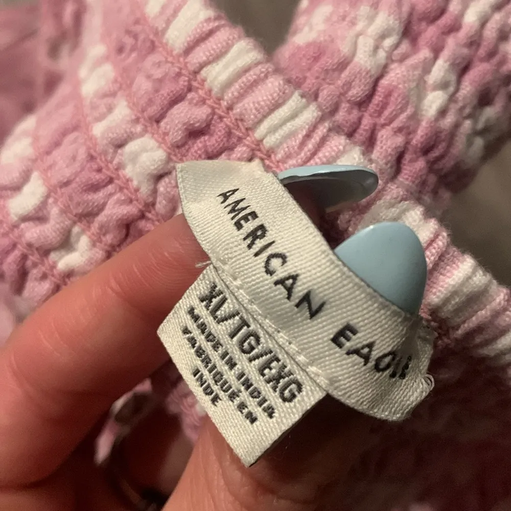 • American Eagle gingham eyelet crop top pink xlarge - Image 3