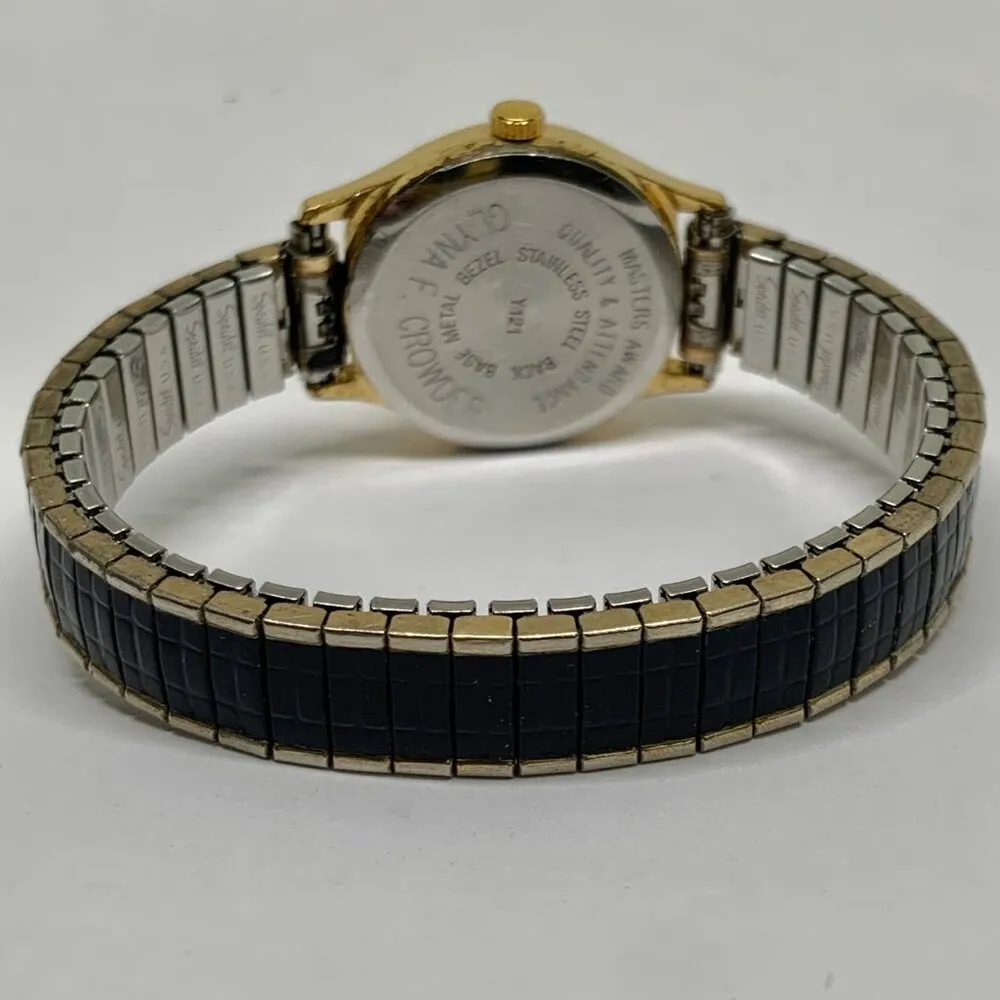 Vintage perfection club masters award women’s Quartz analog watch 22mm running - Image 4