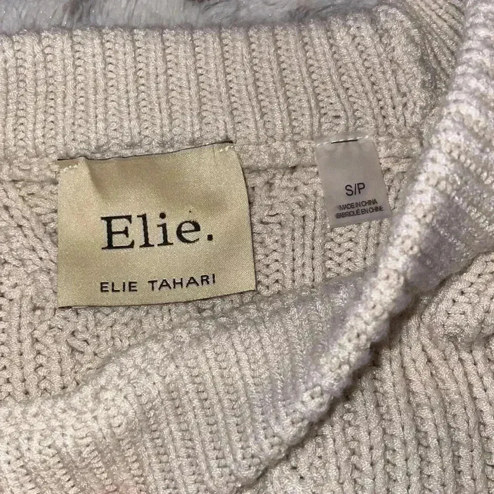 Elie Tahari Sweater - Image 3