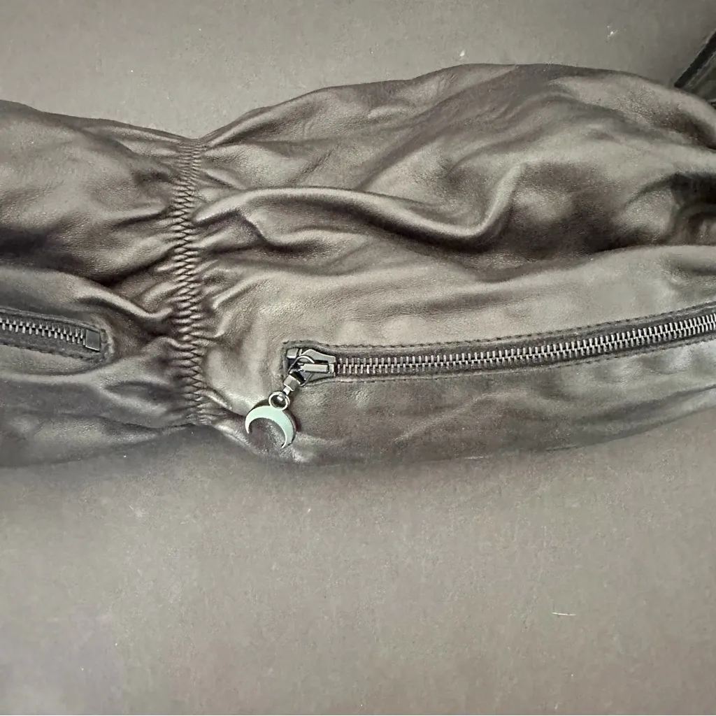 Marine Serre Black Multipocket Padded Leather Sleeves Set of 2 - Image 3