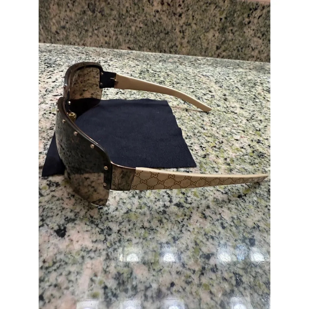 Gucci GG 1819/S BLKP0 71 10 115 Signature Shield Designer Unisex Sunglasses Y2K - Image 4