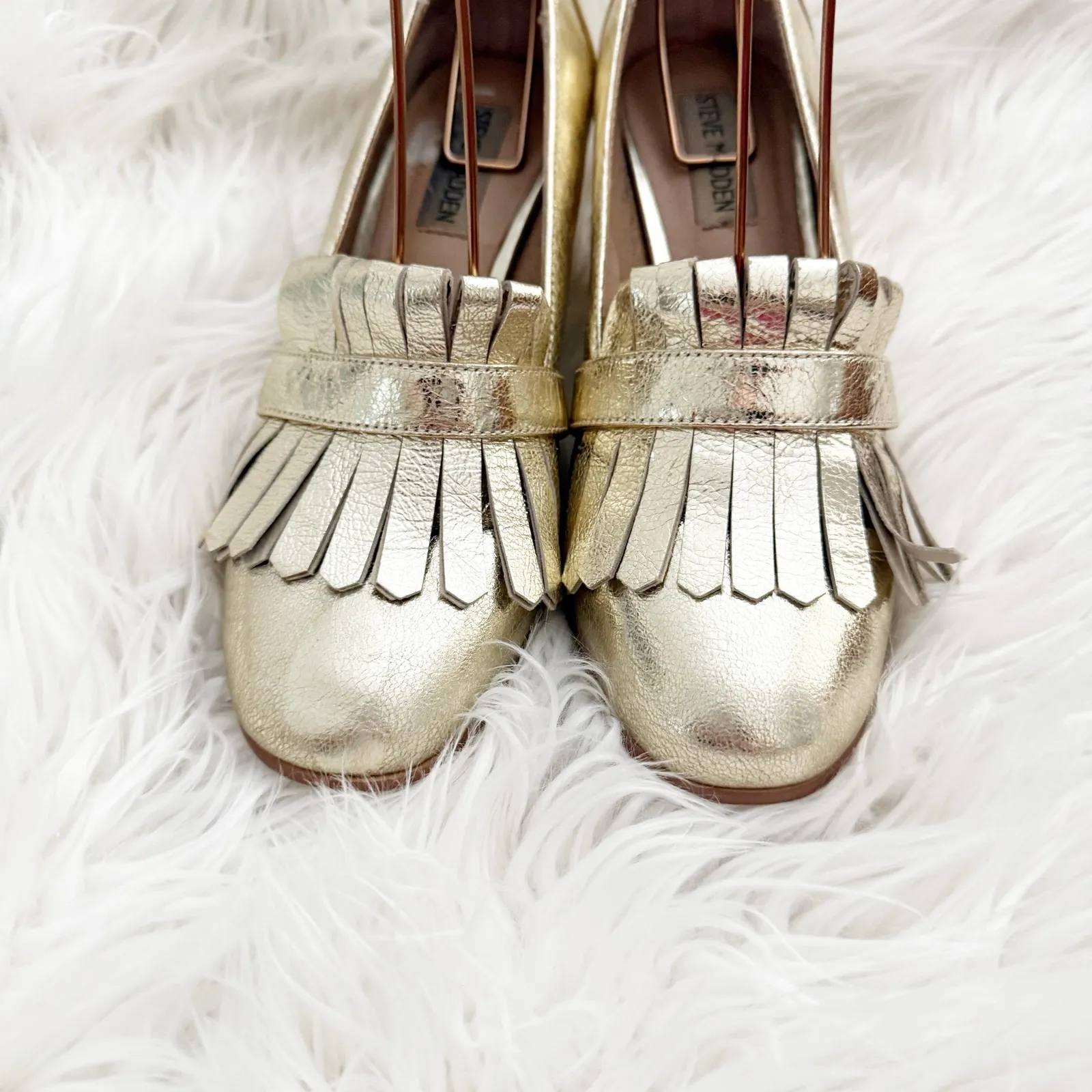STEVE MADDEN | Kate Gold Metallic Loafer Block Heels Heel Fringe  | Size 7 - Image 3