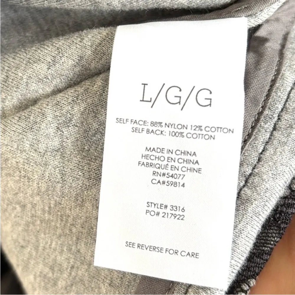 EUC CAbi Lacey Coat / Duster Black Floral Lace
Size Large - Image 4