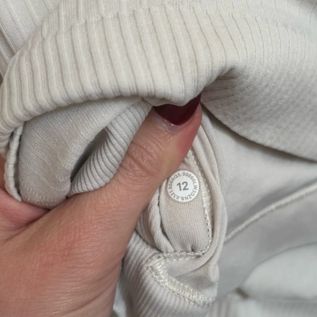 Lululemon Ebb to Street Ribbed Cropped Long Sleeve in Bone Size 12 Yoga Pilates - Image 3