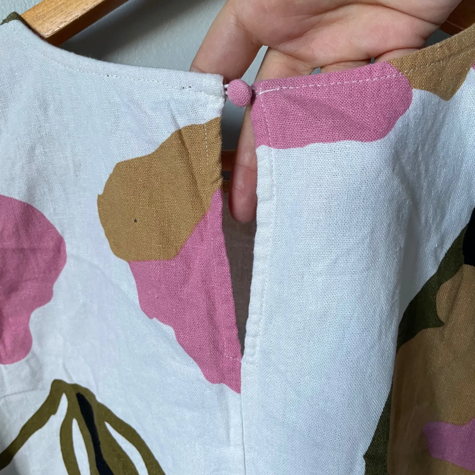 Vince Camuto Floral Print Sleeveless Linen Blend Tank Top Women's Size Large - Image 6