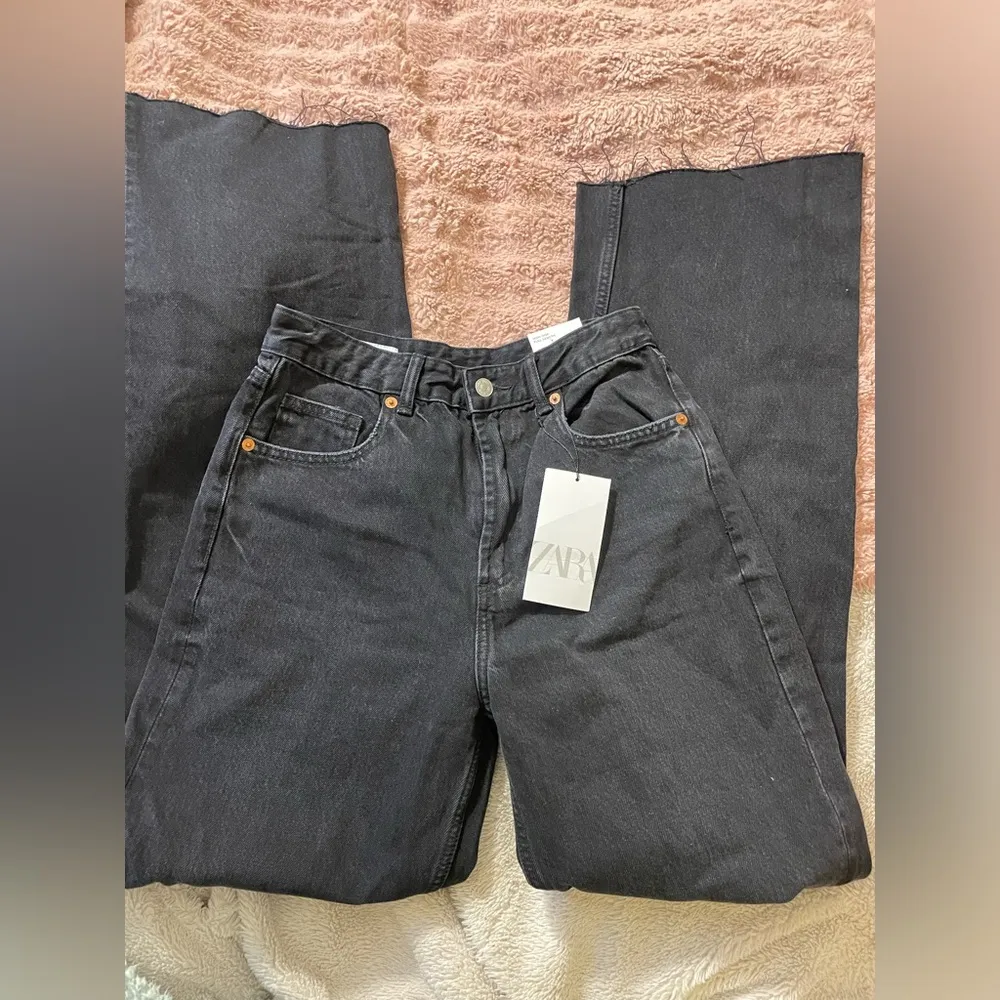 NWT ZARA Women's Black High Waisted Full Length Wide Leg Jeans - Image 5