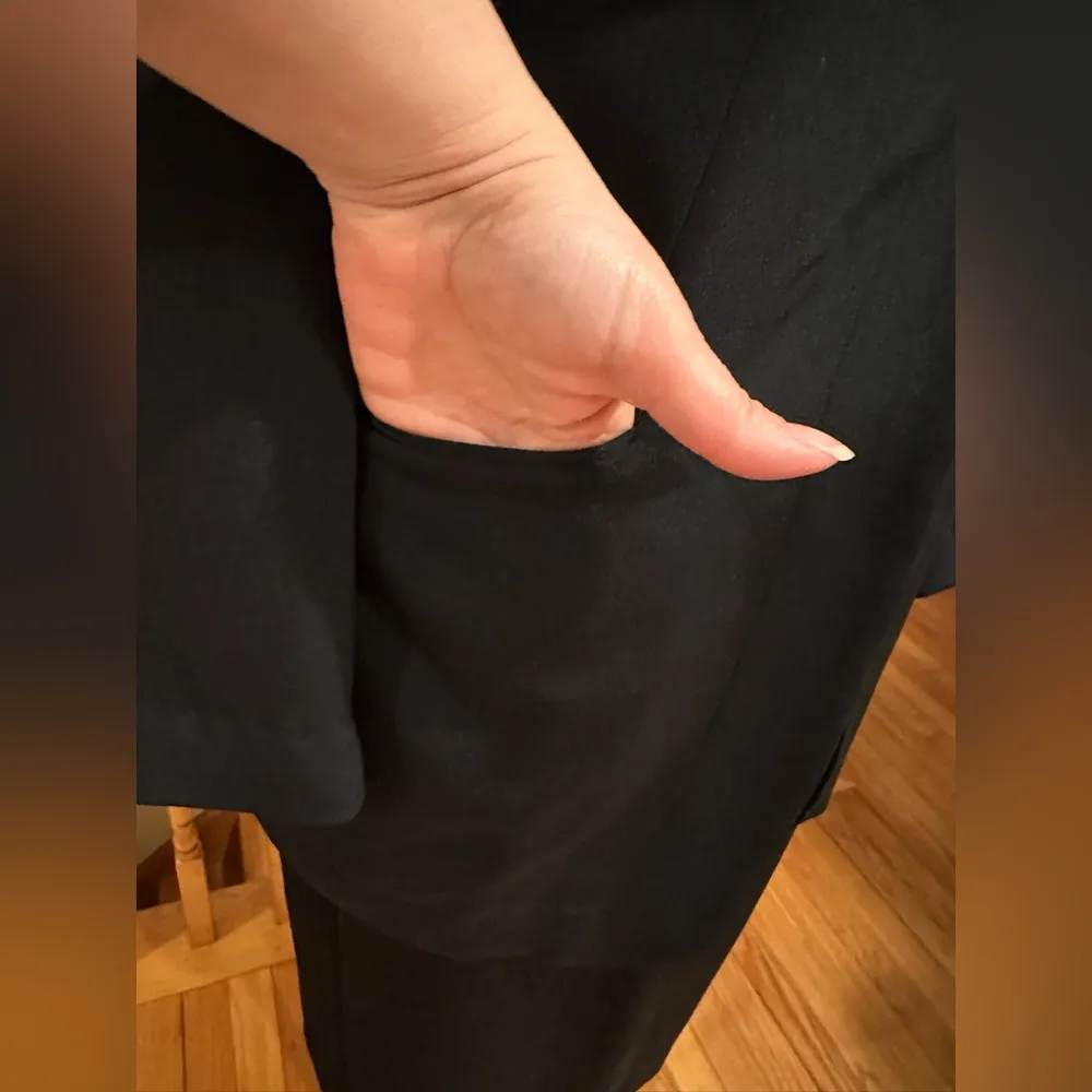 Spenser Jeremy Silk Elegant Long Black Blazer Deep V Neck Fabric  Sz 8. - Image 5