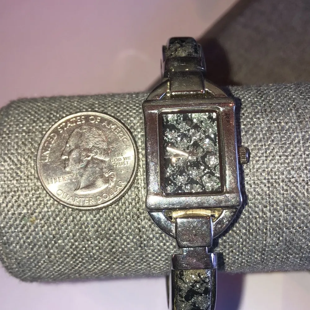 Studio Silver Tone Black Silver Glitter Band Retro Boho Cuff Watch Wristwatch - Image 3