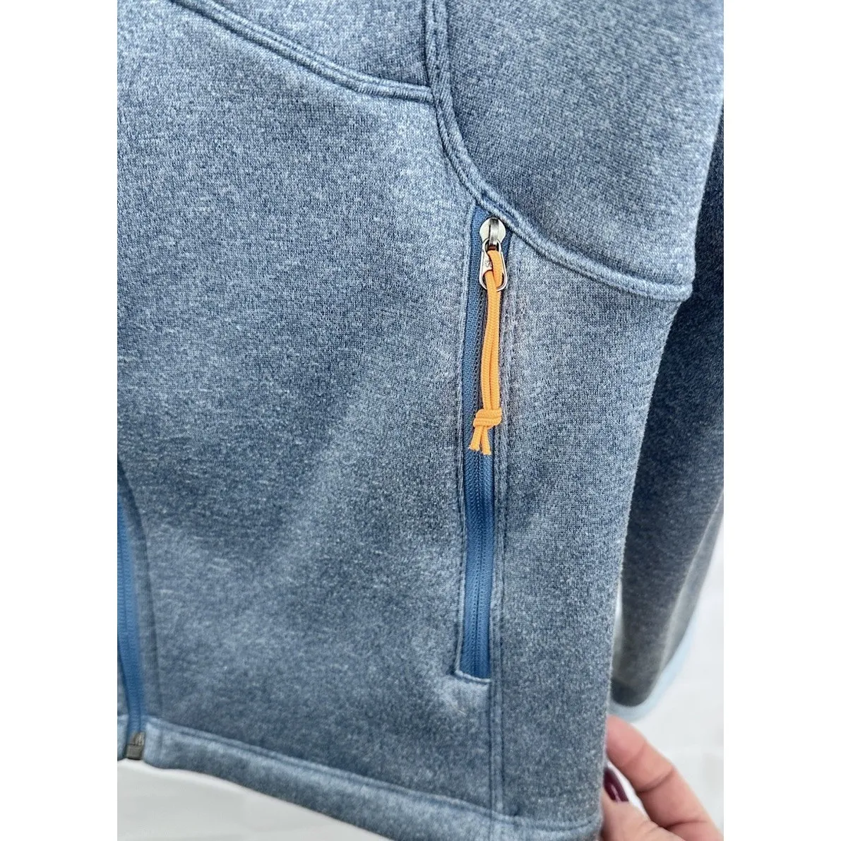 North Face Women's Full Zip‎ Jacket Medium Blue Zipper Pockets Logo Warm EUC - Image 6