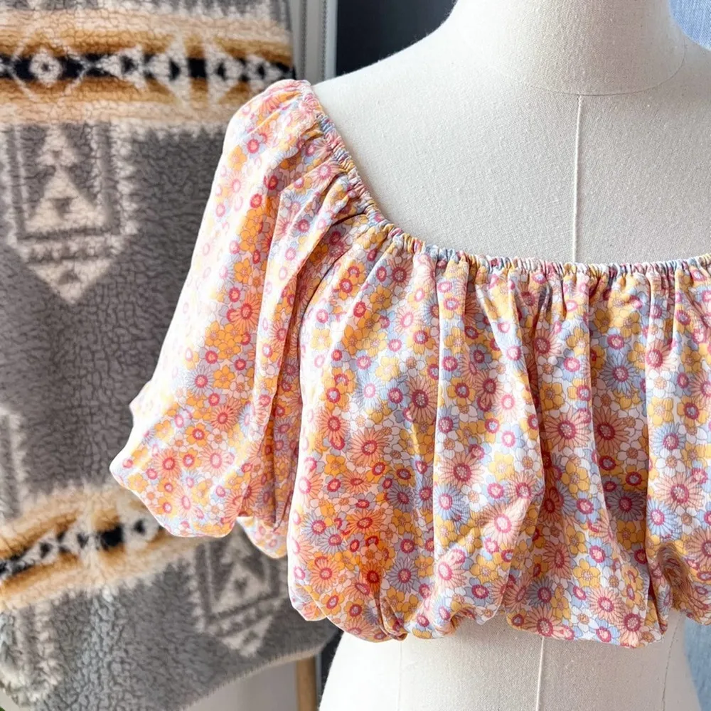 ZARA Printed Satin Effect Puff-Sleeve Off-The-Shoulder Crop Top Women’s Small - Image 3