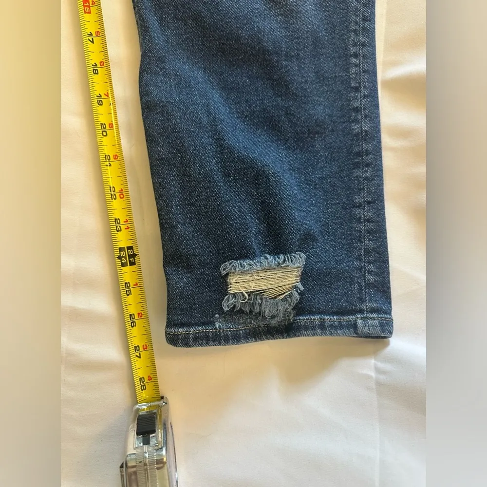 Kancan women’s size 32/27 distress hem and waist line denim jeans Blue - Image 5