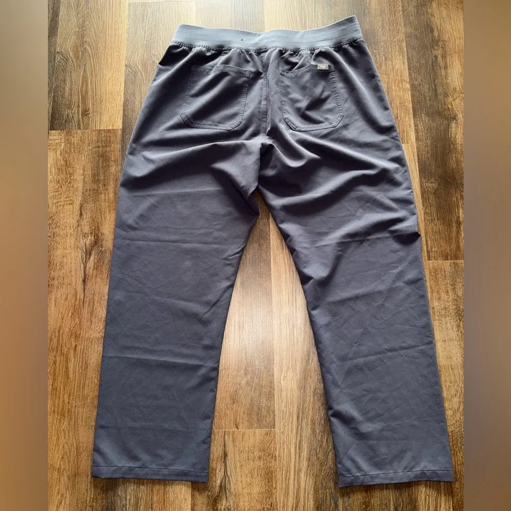 FIGS  Charcoal / Dark Gray Scrub Pants - Image 8