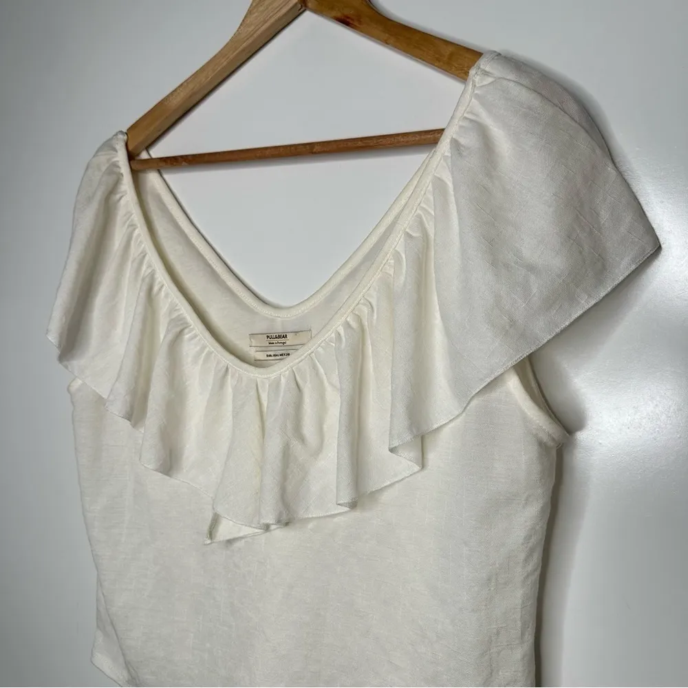 Pull & Bear Cream Ruffled Neckline V-Back Top Size Large - Image 6