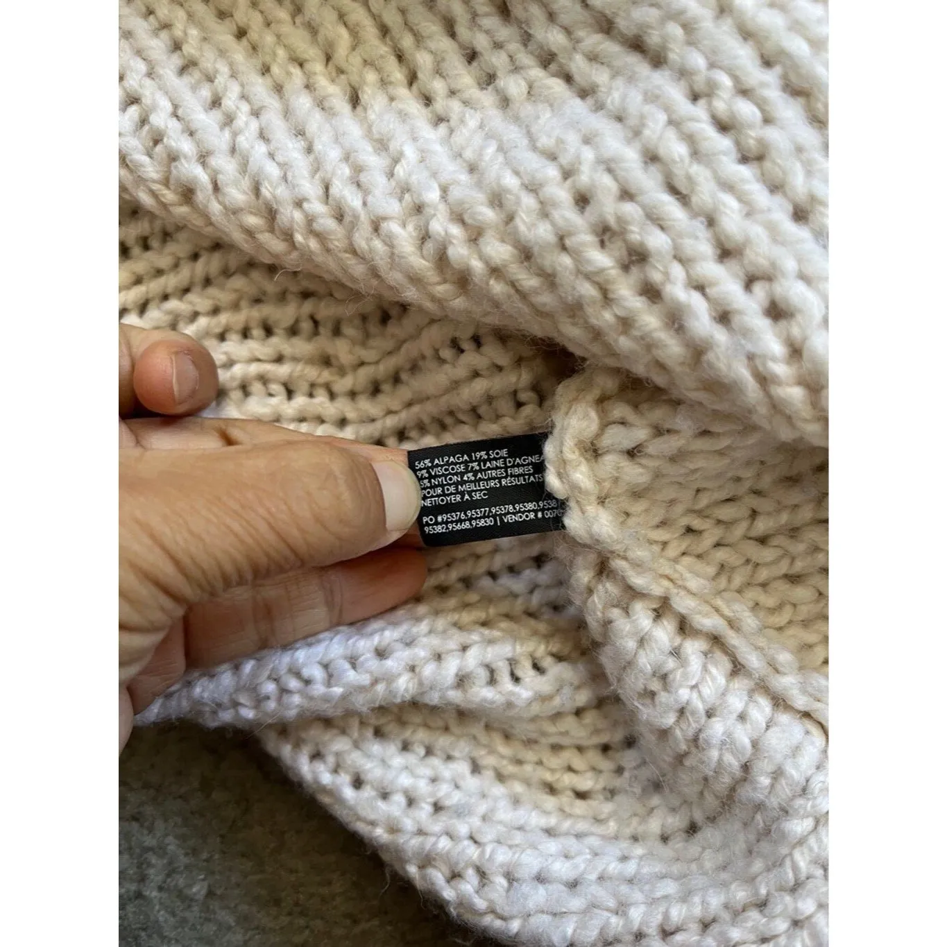 Club Monaco wool sweater size Small waffle knit Winter Cozy Weather Layers Cream - Image 7