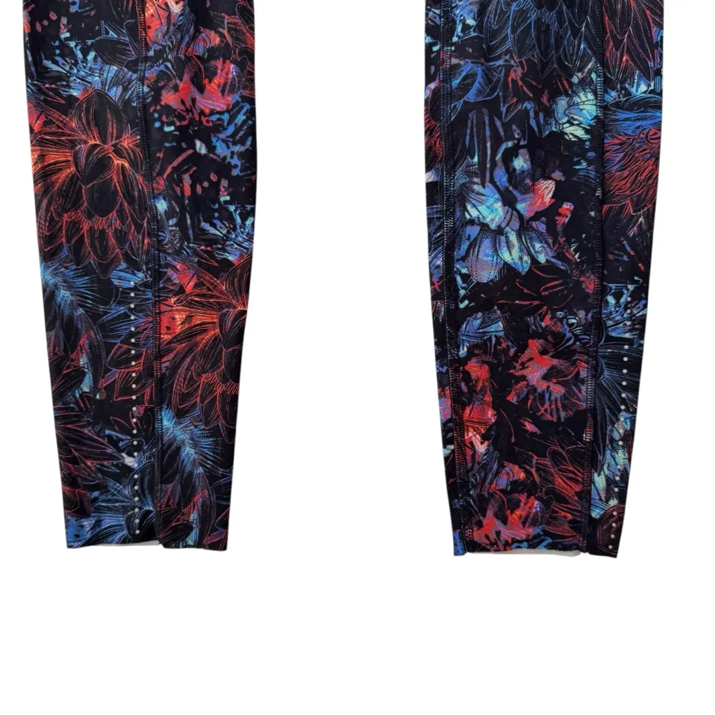 Lululemon Fast & Free Full Length Tight Nulux 28"
Neon Blossom Multi Size 6 - Image 9