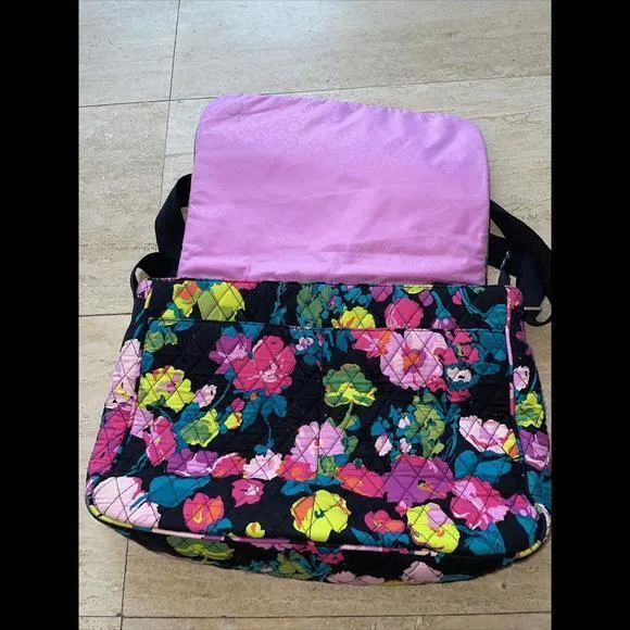 Vera Bradley Messenger bag, laptop bag Floral adjustable‎ strap 15x10.5x4” - Image 3