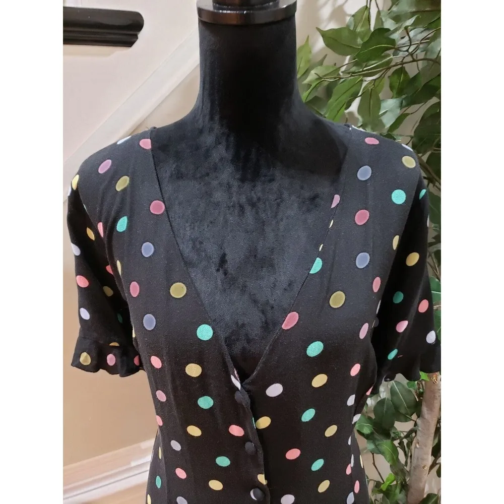 FOREVER 21 Women's Black Polka Dot Rayon Short Sleeve Button Down Shirt Size 2X - Image 5