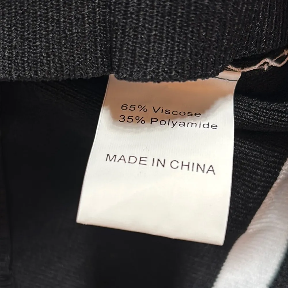 Pretty Garden Black and White Striped Zip-Up Vest Women Size Medium - Image 4