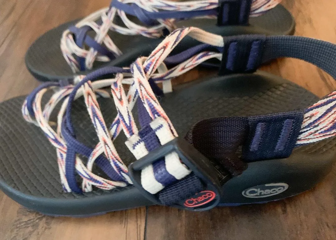 Chacos  - Image 2