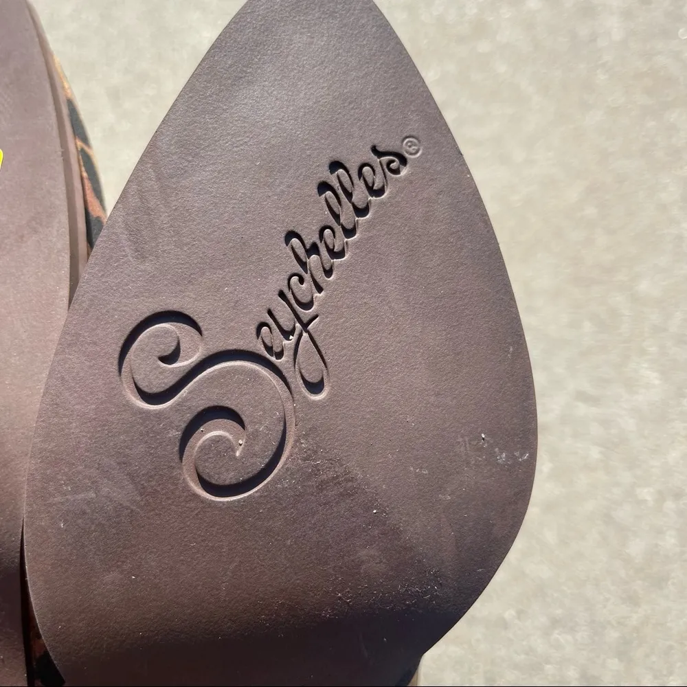 Seychelles Chaparral Leopard Booties size 8 - Image 4