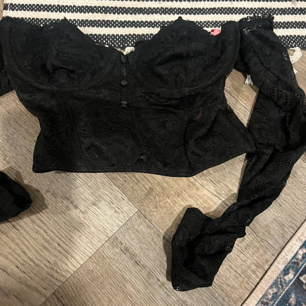 Sugar Thrillz small black blouse - Image 5