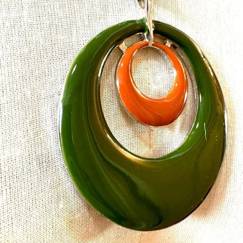 Green and orange circle pendant necklace - Image 3