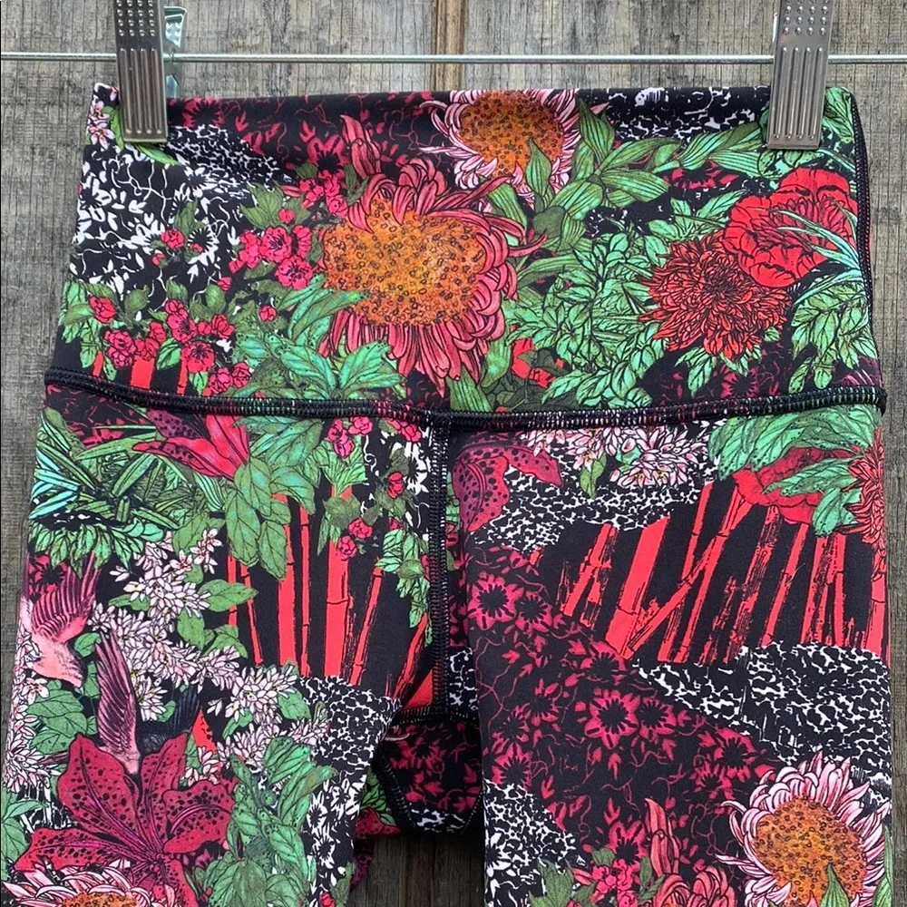 Lululemon Wunder Under Hi Rise Zen Garden Crop Leggings Comfortable Size 2 - Image 5