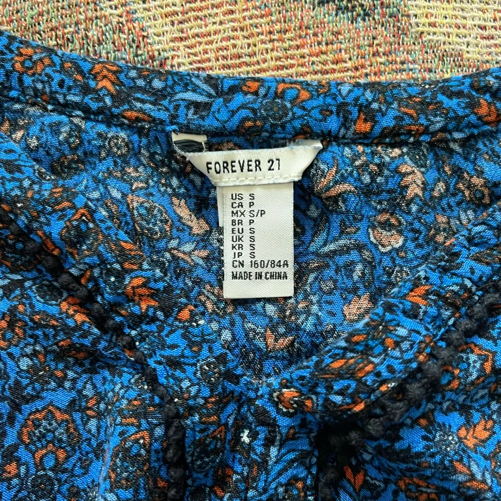Forever 21 Blue Boho Floral Blouse Women’s Small Cap Sleeve Peplum Tunic Top Y2K - Image 13