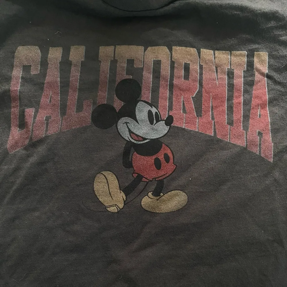 American Eagle  graphic tee - Image 2