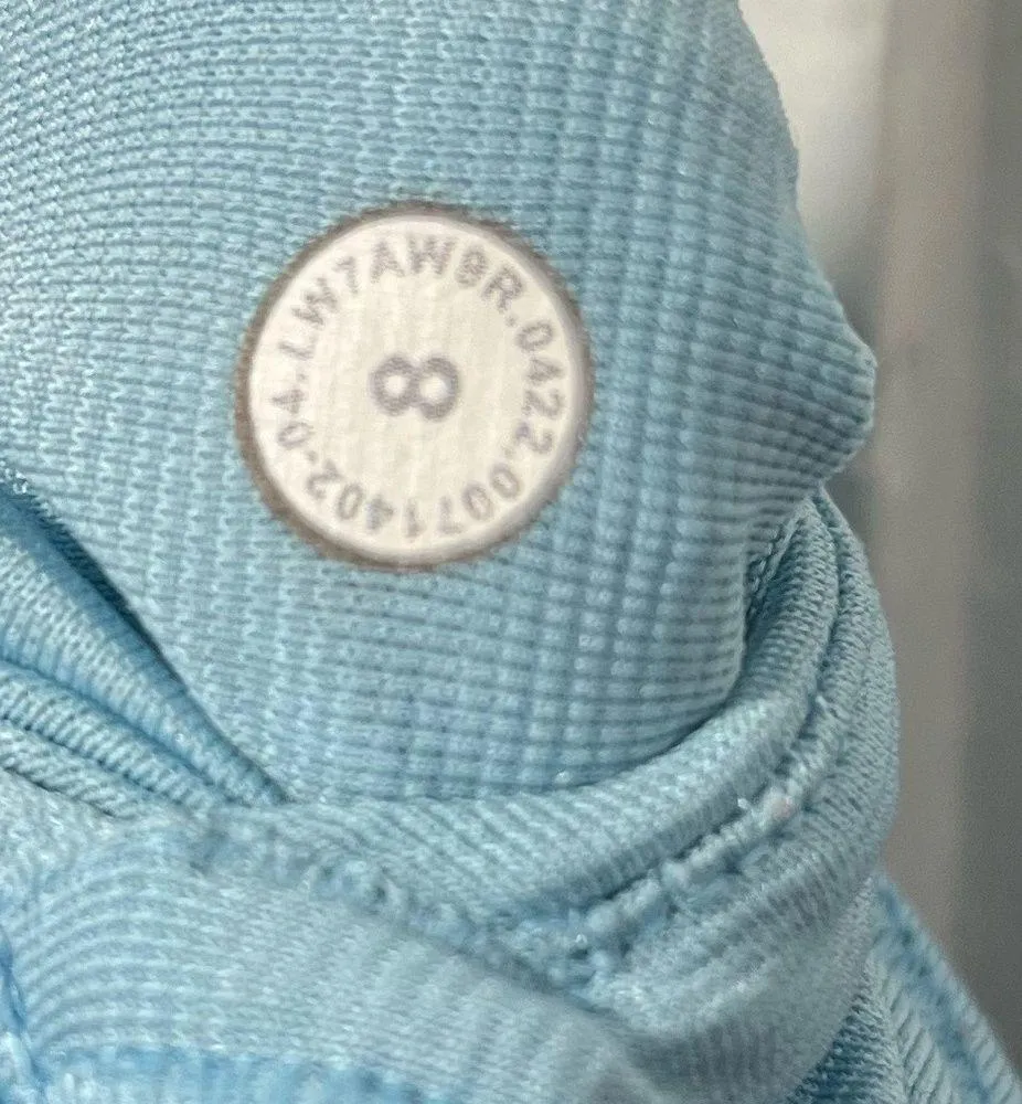 Lululemon Hotty Hot low rise lined short 2.5 inseam size 8 - Image 8